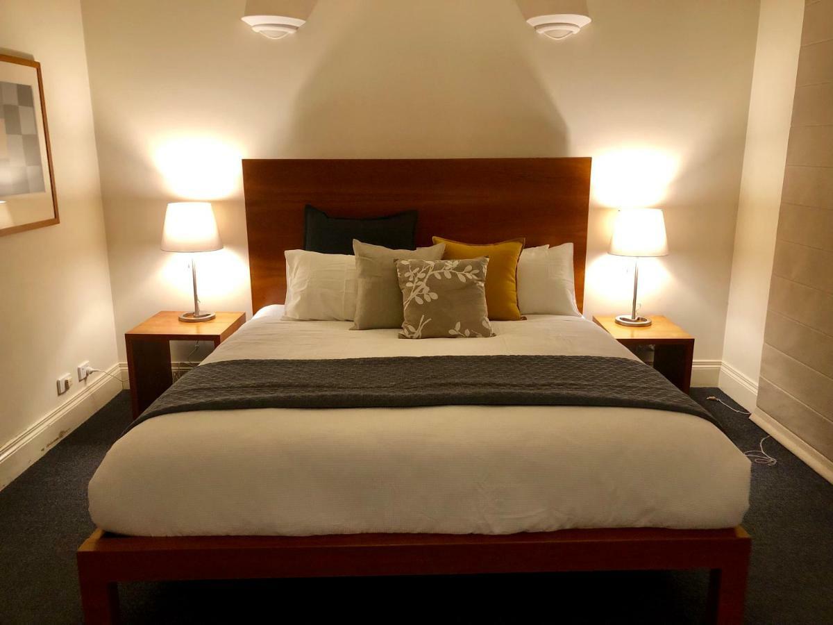 אולינדה Lochiel Luxury Accommodation מראה חיצוני תמונה