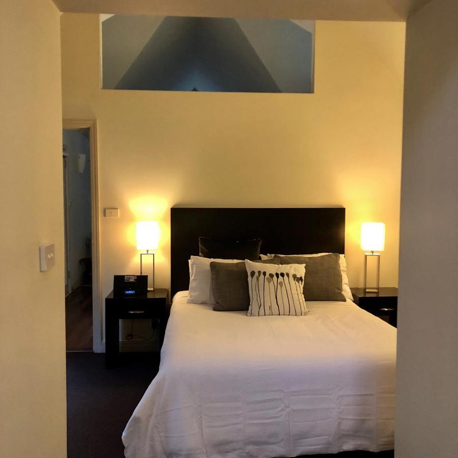 אולינדה Lochiel Luxury Accommodation מראה חיצוני תמונה